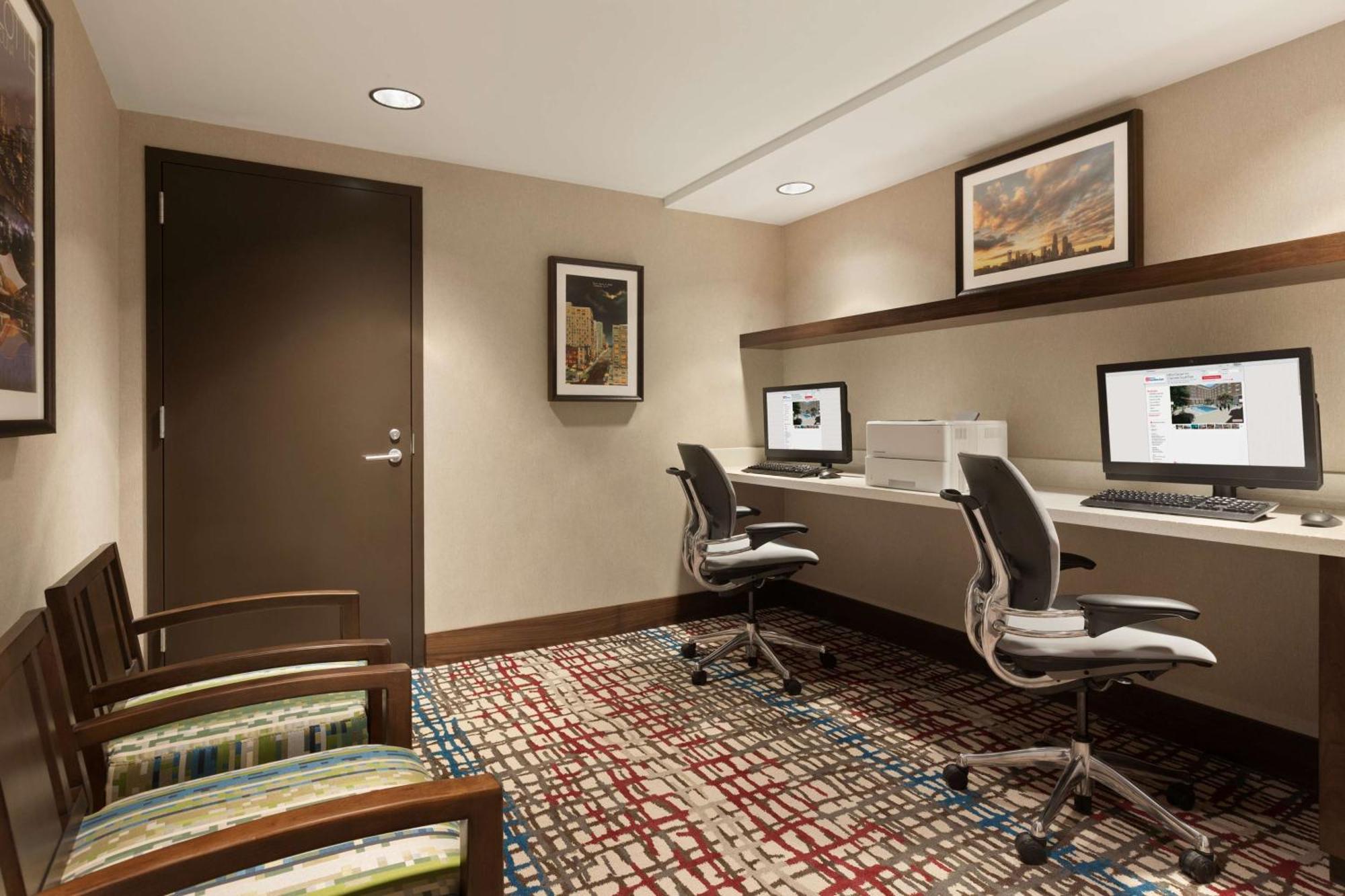 Hilton Garden Inn Charlotte Southpark Extérieur photo